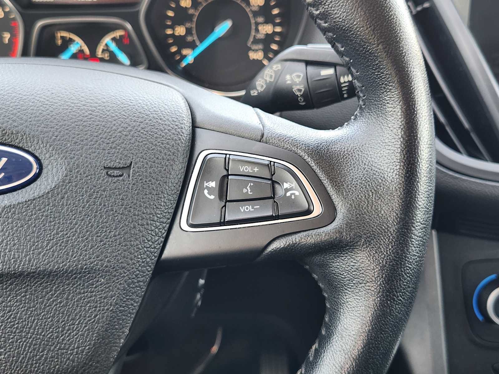 Used 2019 Ford Escape SEL FWD image 28
