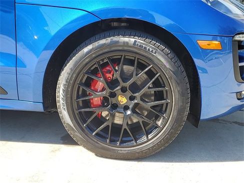 Used 2018 Porsche Macan GTS image 14