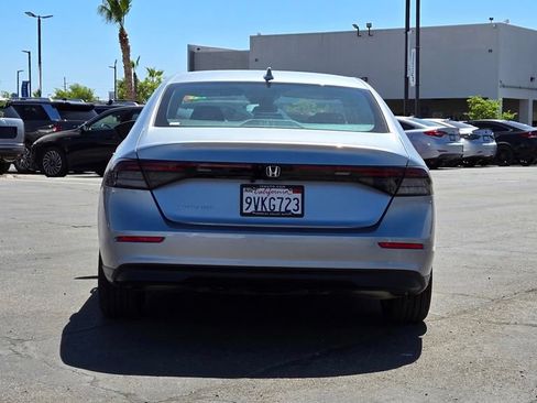 Used 2025 Honda Accord LX image 5