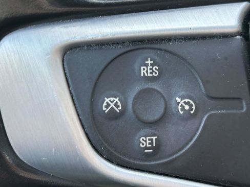 Used 2020 GMC Acadia SLT image 22