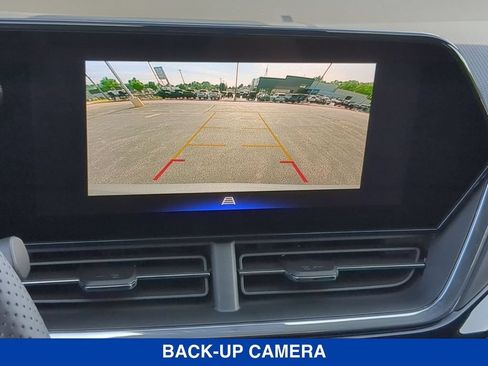 New 2026 Chevrolet Trax RS w/ Sunroof Package FWD image 14