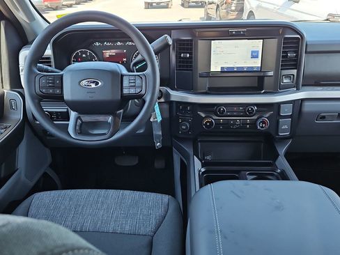 New 2026 Ford F250 XLT w/ FX4 Off-Road Package image 20