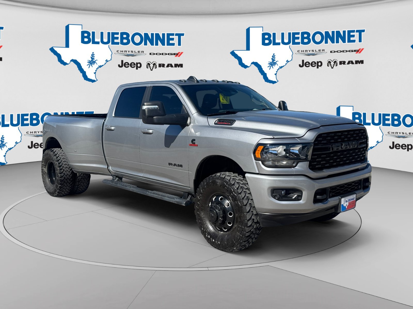 Certified 2024 RAM 3500 Lone Star w/ Night Edition AWD/4WD image 3