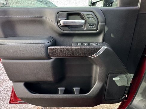 Used 2023 GMC Sierra 2500 Denali w/ Denali Ultimate Package image 24