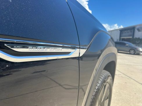 New 2026 Volkswagen Atlas Cross Sport SE image 29