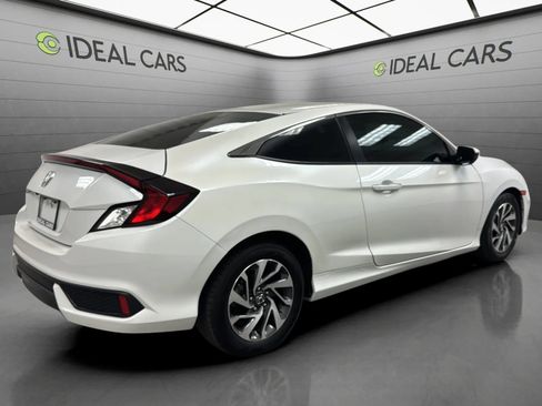 Used 2019 Honda Civic LX image 5