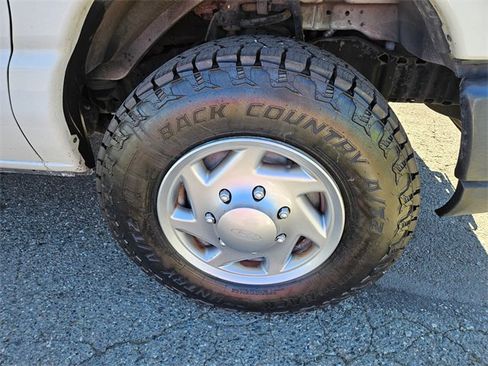 Used 2013 Ford E-250 and Econoline 250 w/ Commercial Cargo Van Pkg image 9
