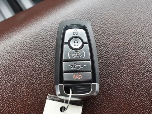 Used 2023 Ford F150 Lariat w/ Equipment Group 502A High image 42