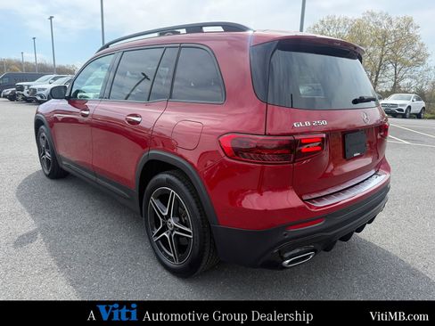 Certified 2024 Mercedes-Benz GLB 250 4MATIC image 6