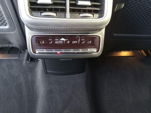 Used 2025 Mercedes-Benz GLS 63 AMG 4MATIC image 24