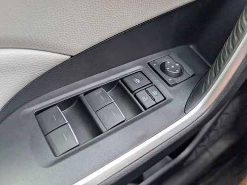 Used 2022 Toyota RAV4 XLE Premium FWD image 16