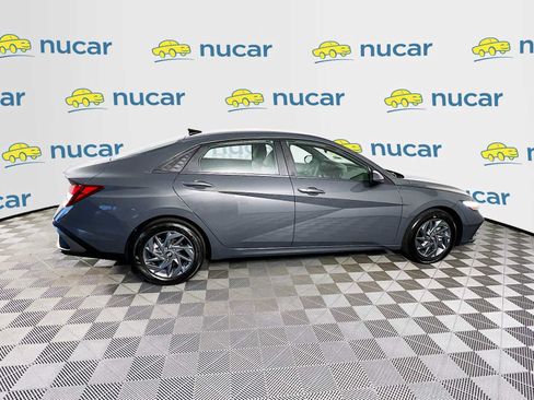 Certified 2024 Hyundai Elantra SEL image 8