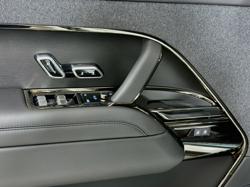 New 2027 Land Rover Range Rover Sport Dynamic SE AWD/4WD image 18
