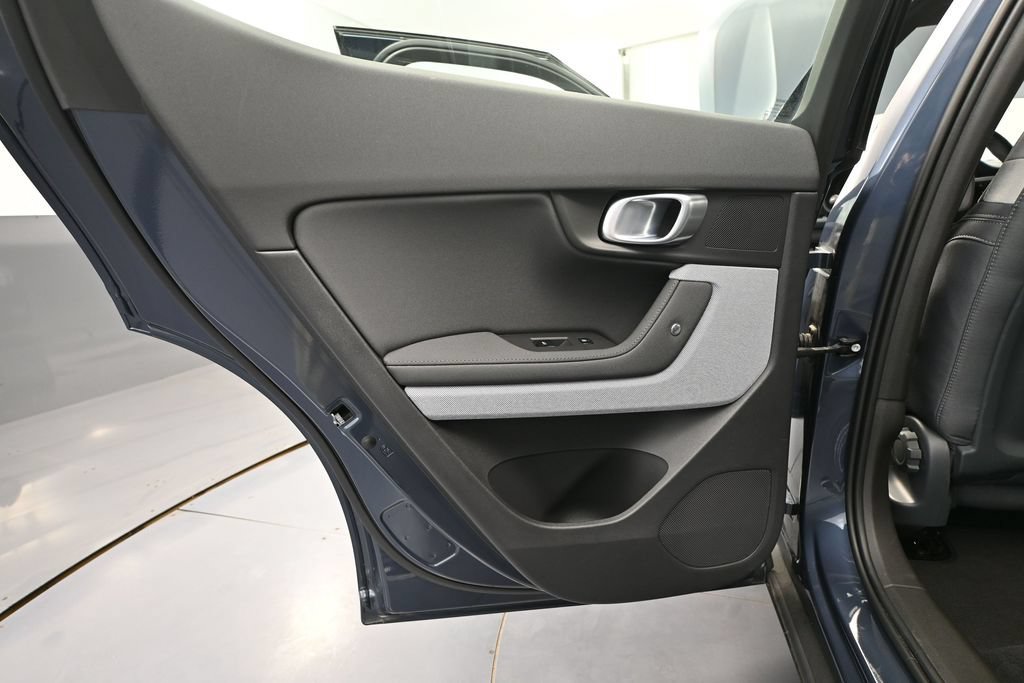 Used 2024 Polestar Polestar 2 AWD/4WD image 29