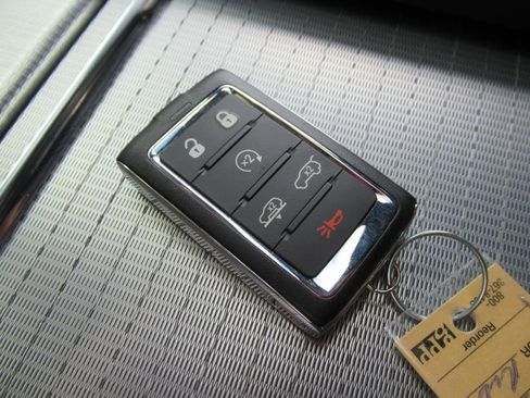 Used 2023 Jeep Grand Wagoneer Series III image 39