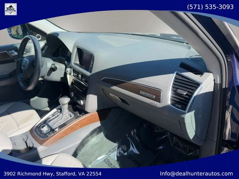 Used 2016 Audi Q5 2.0T Premium Plus w/ Technology Package AWD/4WD image 19