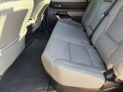Used 2024 Toyota Tundra Limited image 33