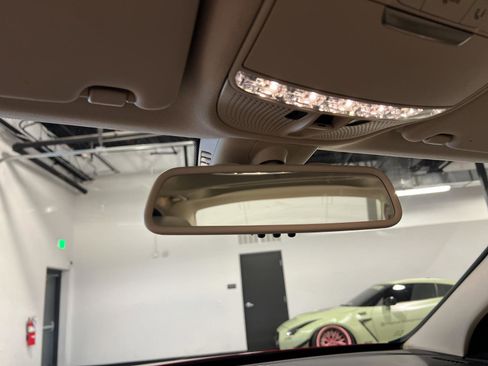 Used 2018 Mercedes-Benz C 300 4MATIC Sedan image 23