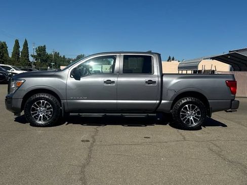 Certified 2024 Nissan Titan SV w/ SV Convenience Package AWD/4WD image 7