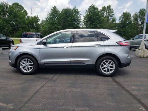 Used 2022 Ford Edge SEL w/ Convenience Package AWD/4WD image 9