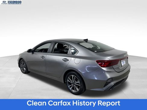 Used 2023 Kia Forte LXS FWD image 3