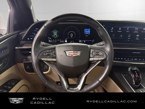 Used 2022 Cadillac Escalade Premium Luxury w/ Performance Package AWD/4WD image 13