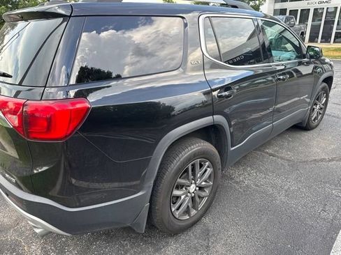 Used 2018 GMC Acadia SLT AWD/4WD image 4