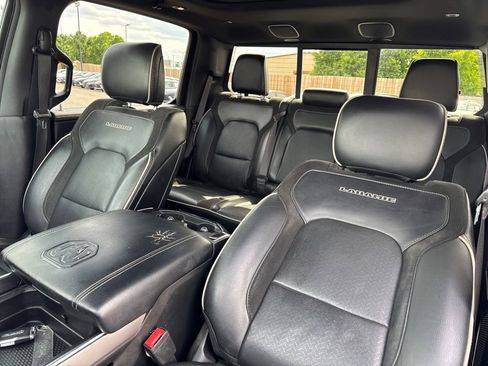 Used 2020 RAM 1500 Laramie w/ Sport Appearance Package AWD/4WD image 32