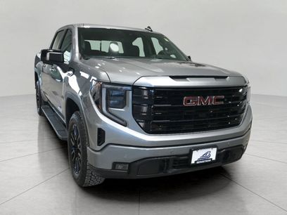 Used 2026 GMC Sierra 1500 Elevation w/ Elevation Premium Package