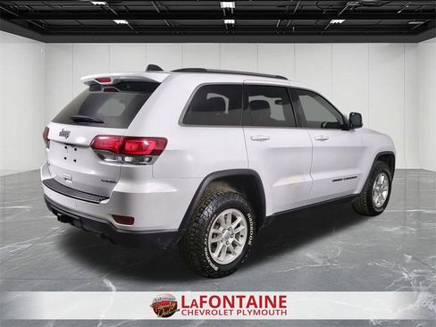 Used 2020 Jeep Grand Cherokee Laredo image 8