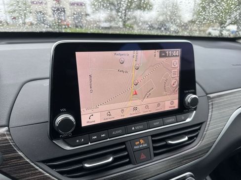 Used 2019 Nissan Altima 2.5 Platinum AWD/4WD image 18