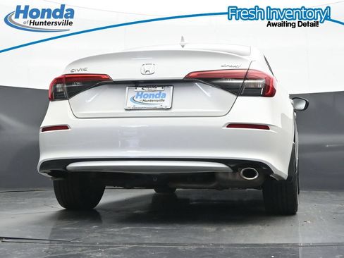 Used 2023 Honda Civic Sport image 32