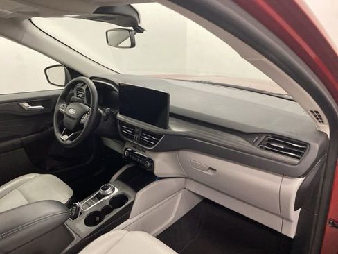 Used 2023 Ford Escape Platinum AWD/4WD image 21