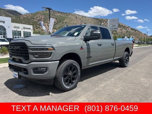 New 2026 RAM 2500 Laramie AWD/4WD image 8