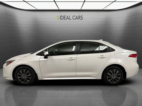 Used 2020 Toyota Corolla LE FWD image 8