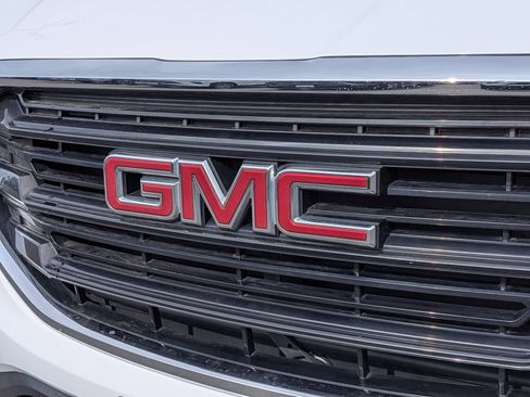Certified 2021 GMC Terrain SLE FWD image 30