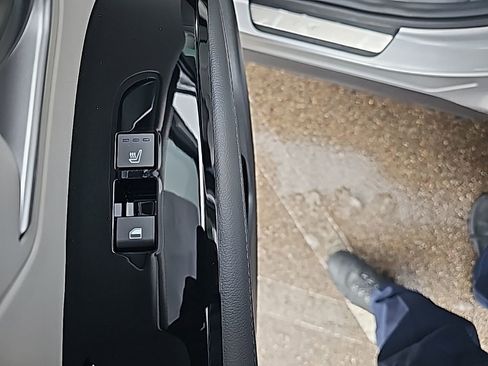 New 2026 Hyundai Tucson Limited image 33