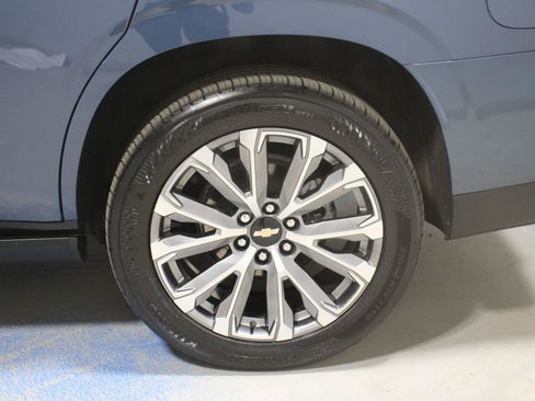 Used 2025 Chevrolet Tahoe High Country AWD/4WD image 37