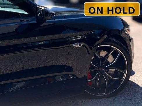 Used 2017 Ford Mustang GT w/ GT Performance Package image 11