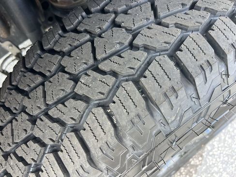 Used 2018 Jeep Wrangler Unlimited Sport S AWD/4WD image 12