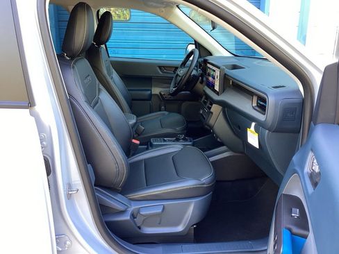 New 2026 Ford Maverick Lobo image 30