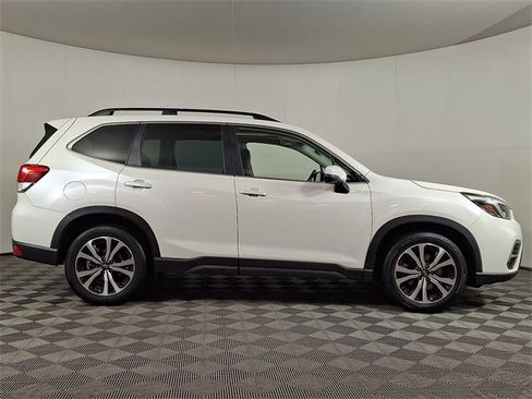 Used 2021 Subaru Forester Limited image 10