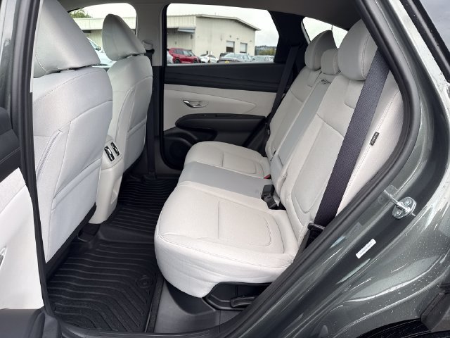 Used 2025 Hyundai Tucson SEL AWD/4WD image 16