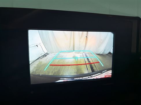Used 2021 Toyota RAV4 XLE AWD/4WD image 21