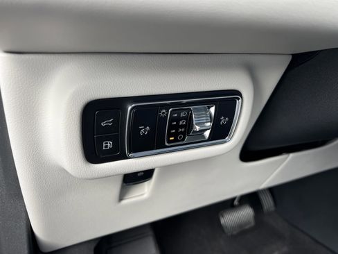 New 2026 Lincoln Nautilus Premier w/ Jet Appearance Package image 12