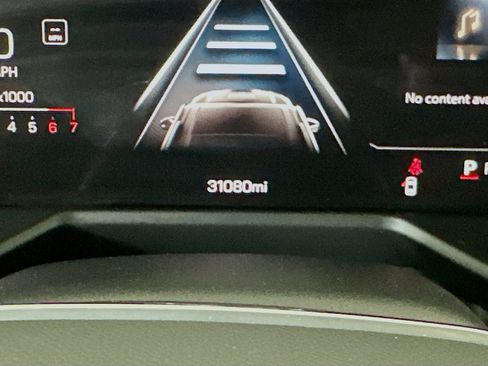 Used 2025 GMC Acadia Elevation image 19