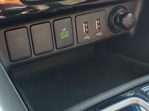 Used 2024 Mitsubishi Eclipse Cross AWD image 10