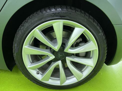 Used 2018 Tesla Model 3 Long Range image 14