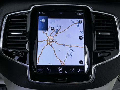 Used 2017 Volvo XC90 T6 Momentum w/ Vision Package image 16