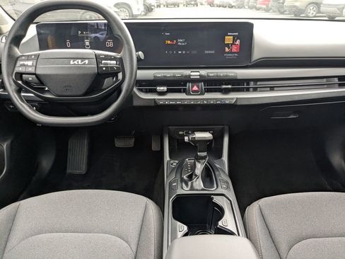 Used 2025 Kia K4 LXS image 15